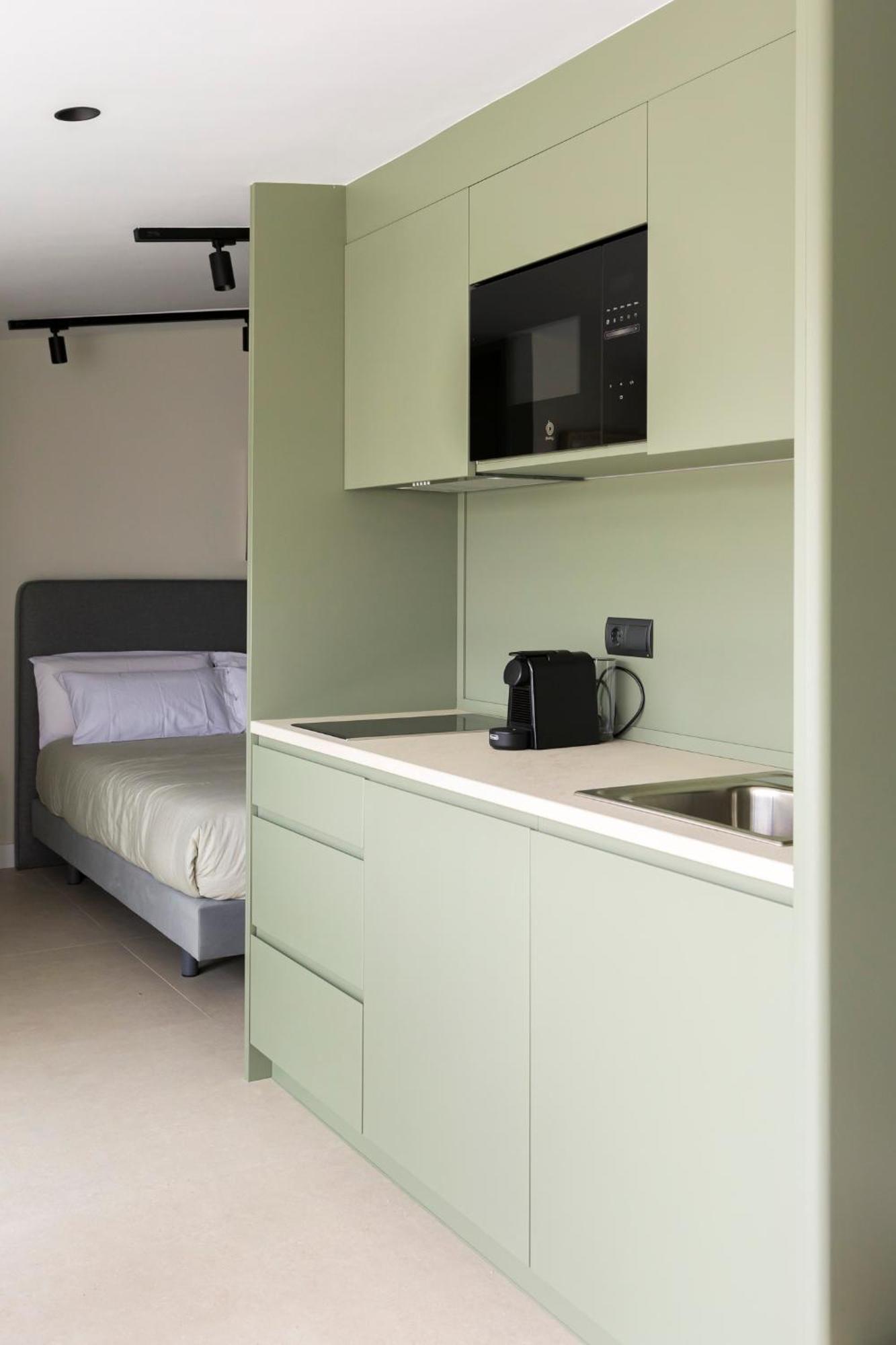 Atarazanas Suite, Atico Con Terraza Malaga Luaran gambar