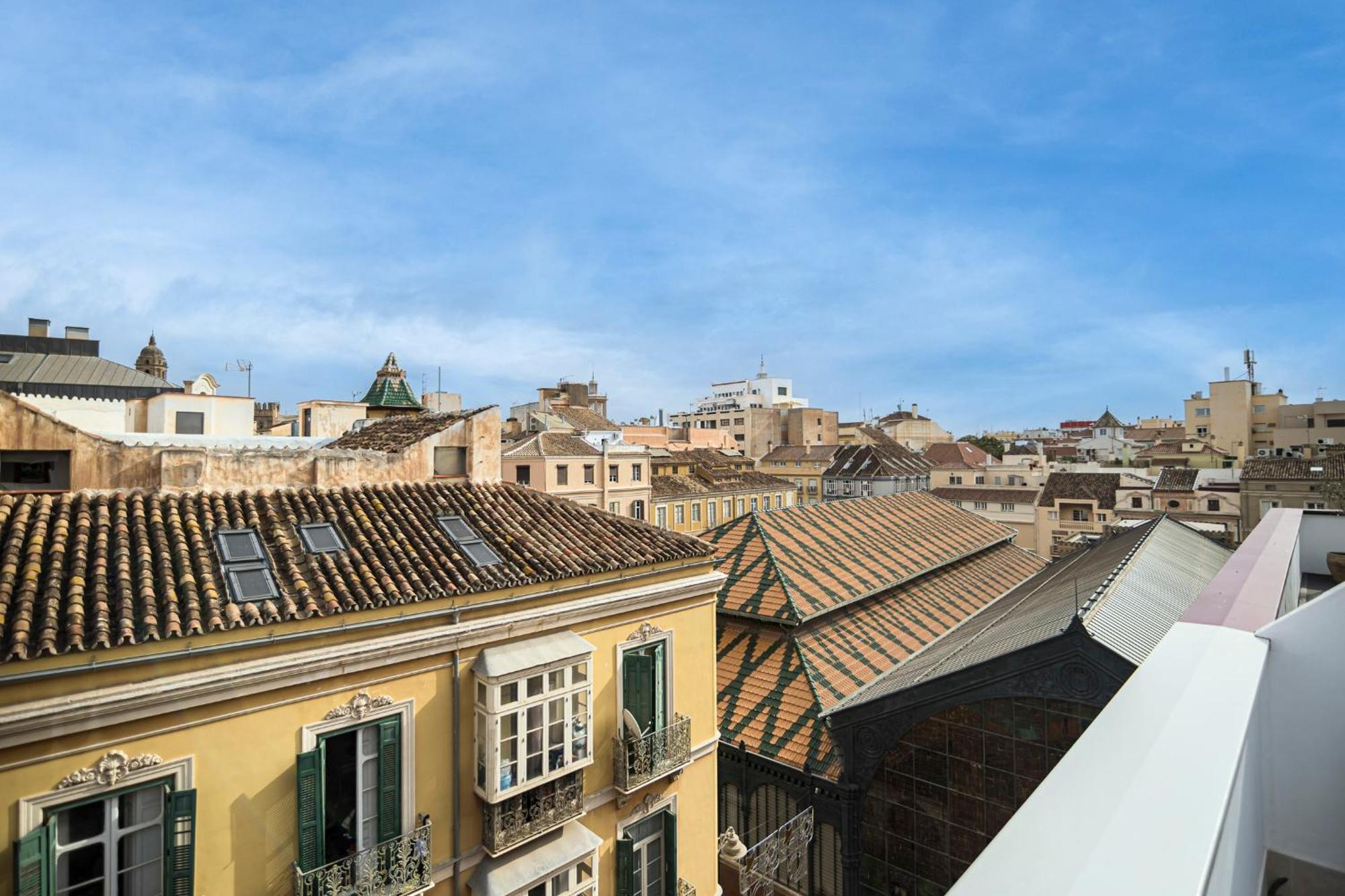 Atarazanas Suite, Atico Con Terraza Malaga Luaran gambar