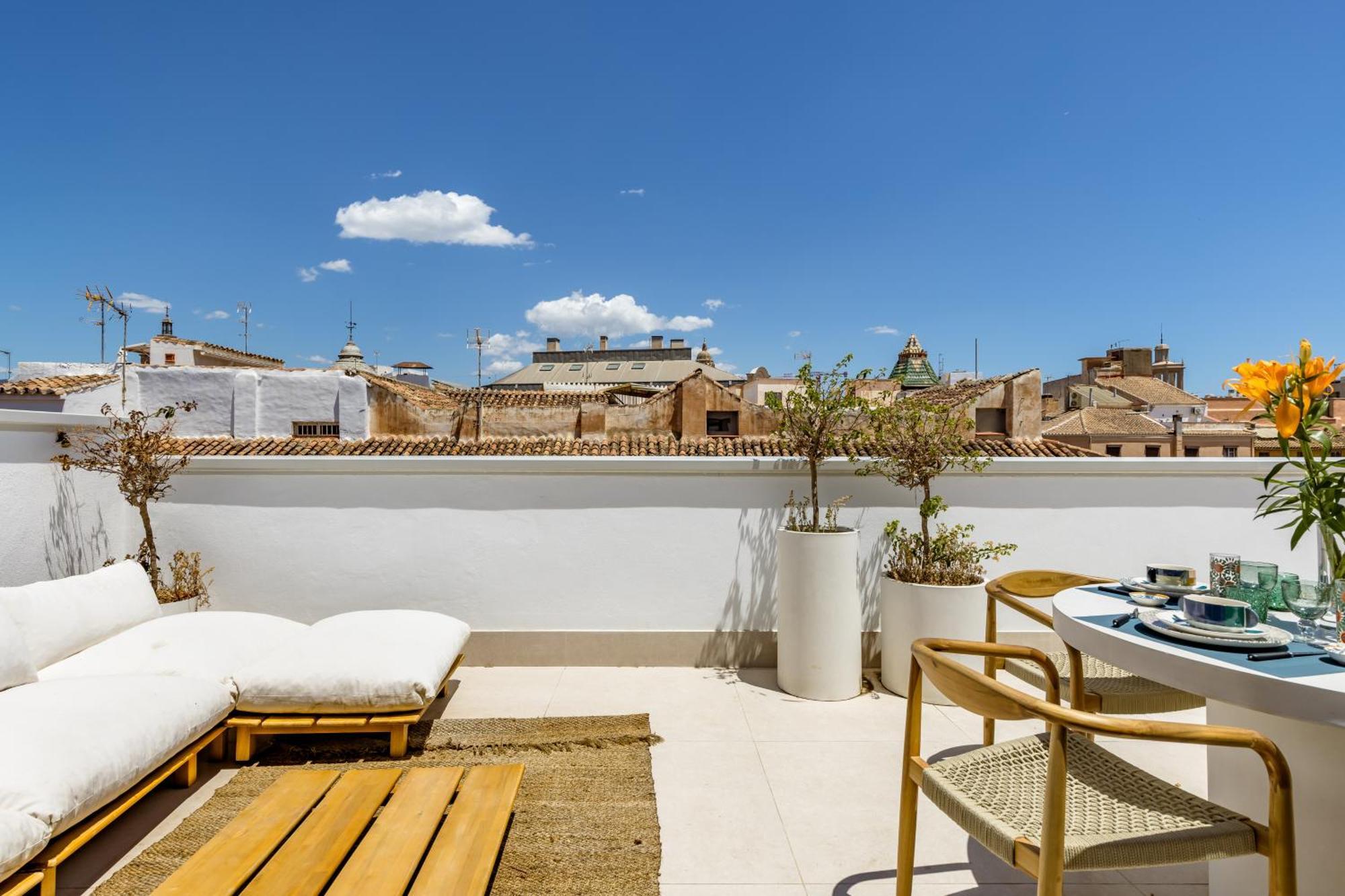 Atarazanas Suite, Atico Con Terraza Malaga Luaran gambar