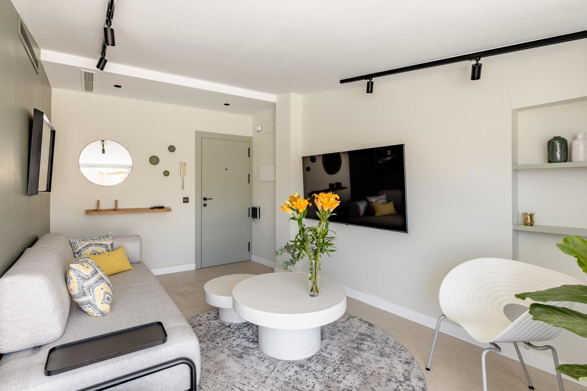 Atarazanas Suite, Atico Con Terraza Malaga Luaran gambar