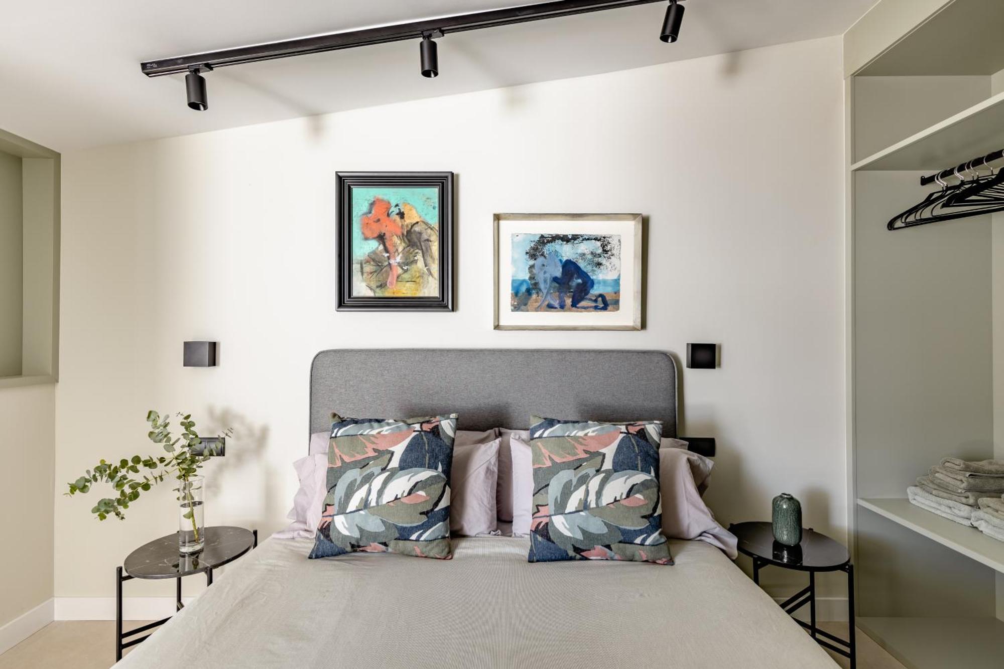 Atarazanas Suite, Atico Con Terraza Malaga Luaran gambar